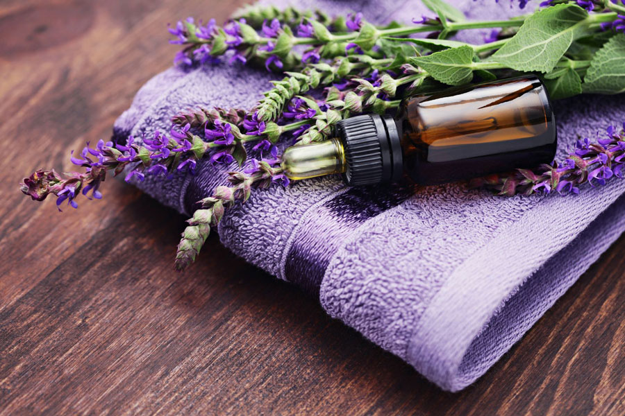 Aroma (Swedish) Massage, Deep tissue massage, Aromatherapy Massage