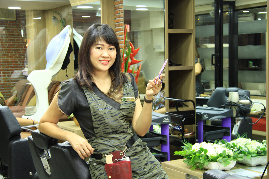 Hairstyling & Treatment Studio